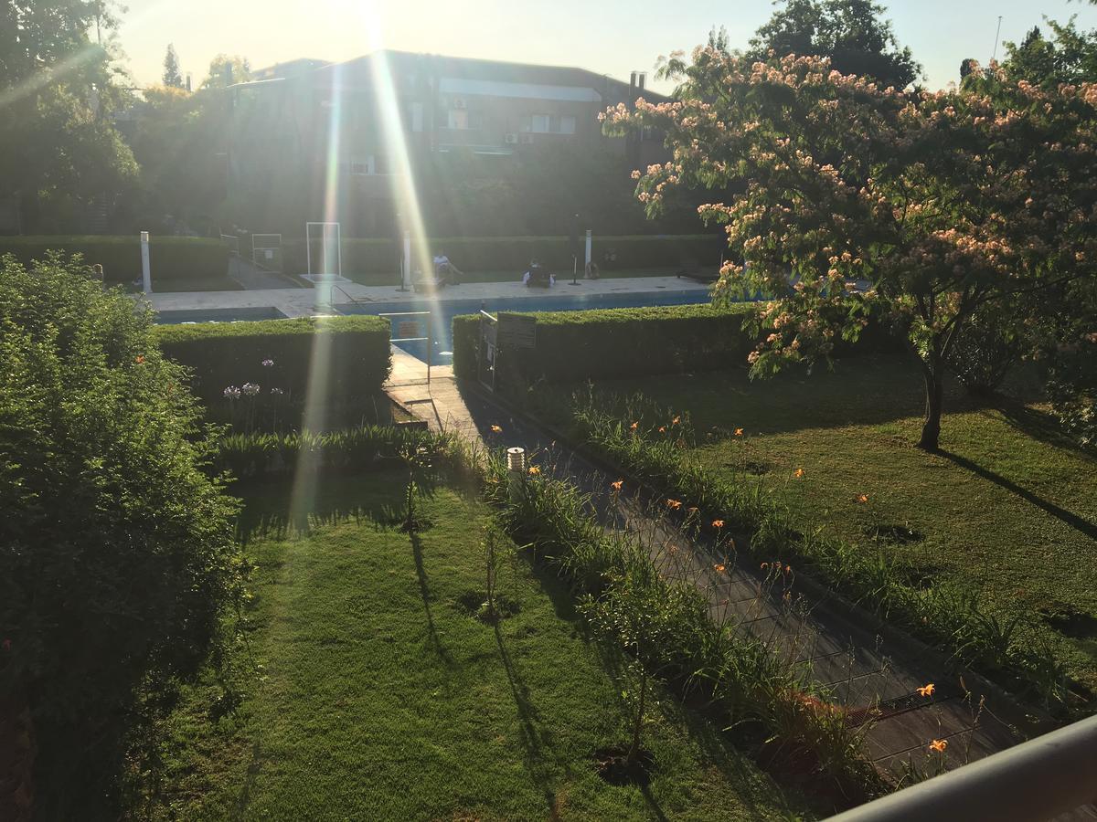 Apartamento En Country Pilar Piscina Parrilla Propia Hasta 4 Personas Exteriér fotografie