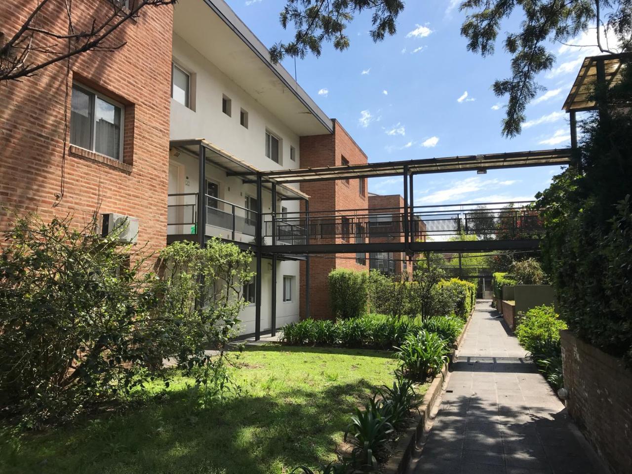 Apartamento En Country Pilar Piscina Parrilla Propia Hasta 4 Personas Exteriér fotografie